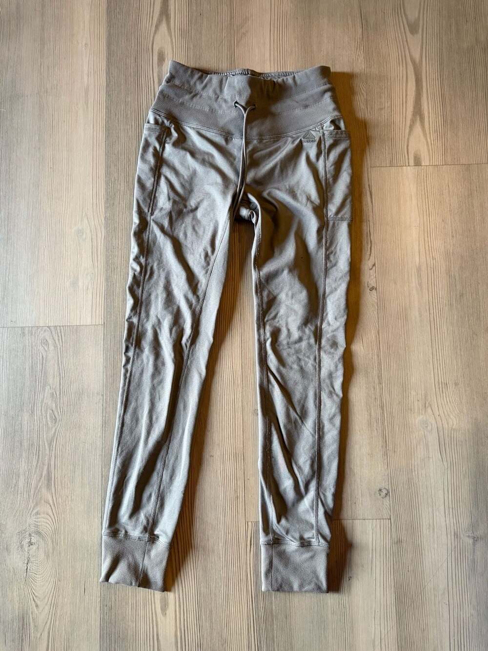 Reebok Women's High-Rise Jogger Leggings with Side Pockets